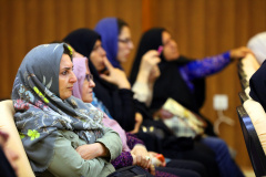 سخنرانی درباره پیشگیری از بیماریهای قلبی عروقی در خانه سلامت شهرداری تهران توسط دکتر اکبر نیک پژوه